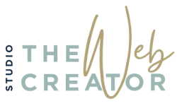 een rond logo van Studio The WebCreator, groen en gouden letters.